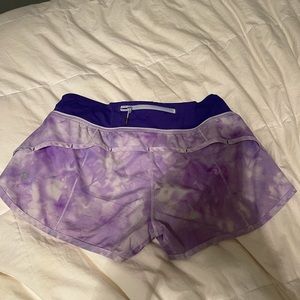 Lululemon shorts!